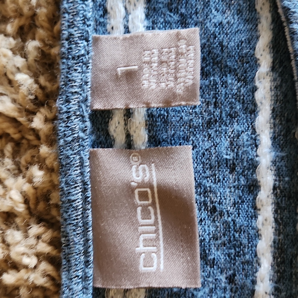 Chico's womans size 1 blue and white stripe casual shirt - Picture 3 of 7